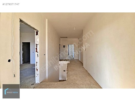 SATILIK VİLLA GENİŞ KULLANIŞLI BÖLMWNİN TUTULAN BÖLGESİNDE